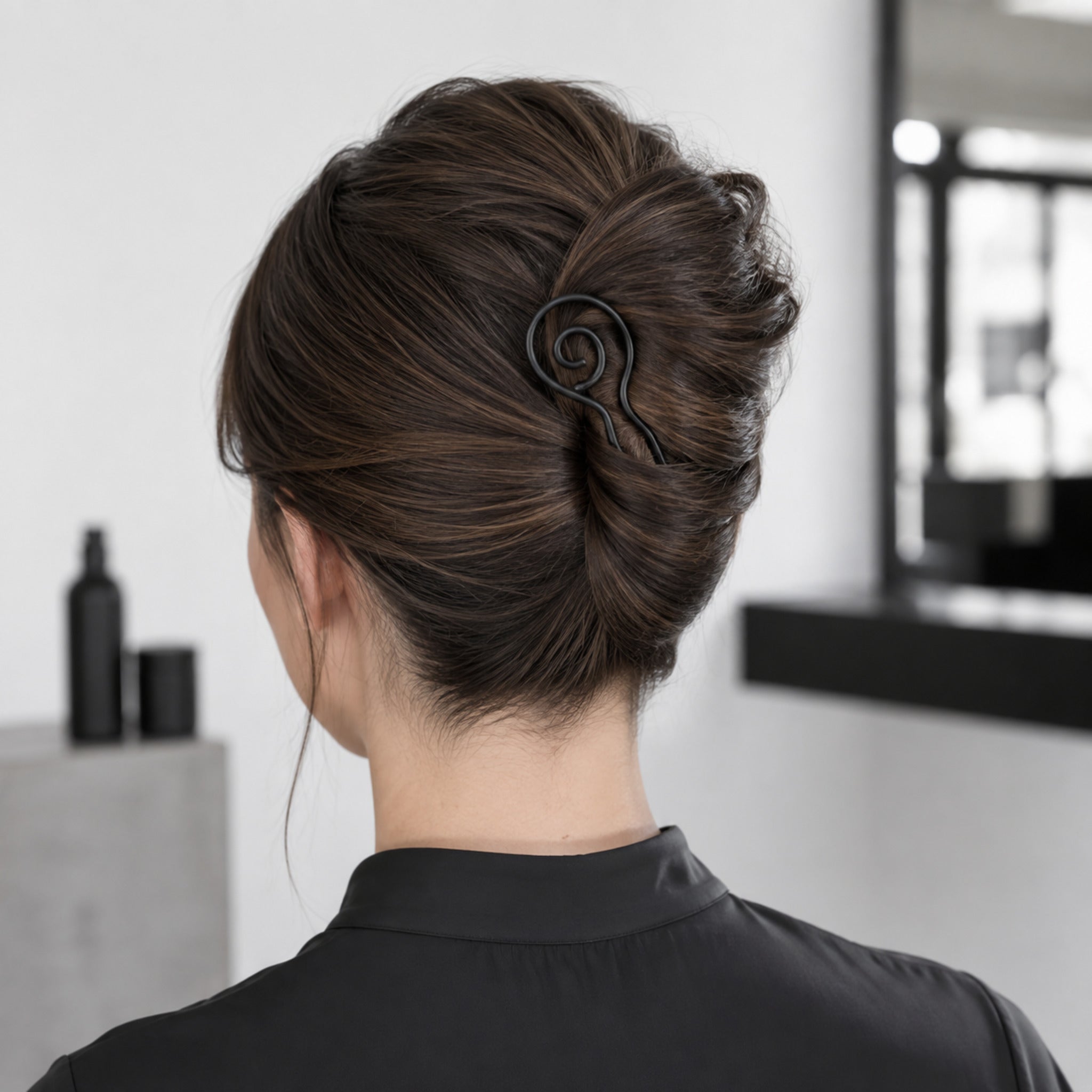 Épingle Spirale Technique – Maintien Invisible pour Chignon et Coiffure Torsadée